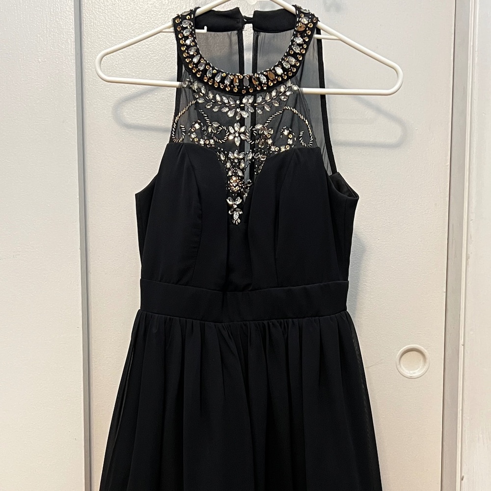 Black high neck Formal Juniors Dress size 3/4